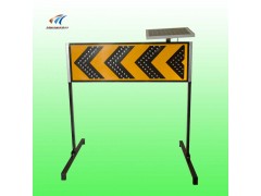 洮南市道路施工线形诱导标志 太阳能标志牌led交通设施厂家图2
