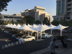 金山区汽车停车棚-q235异型钢小轿车雨蓬-简单坚固耐用图3